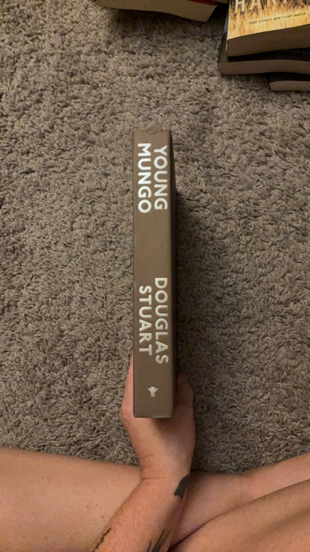 Young Mungo: the No. 1 Sunday Times Bestseller