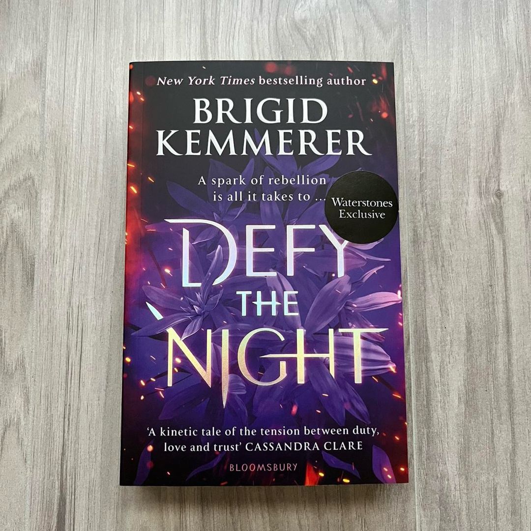 Defy the Night (Waterstones Exclusive)