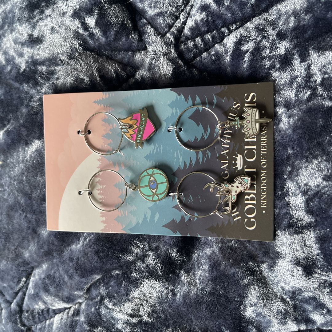 Owlcrate Exclusive Goblet/Glass Charms 