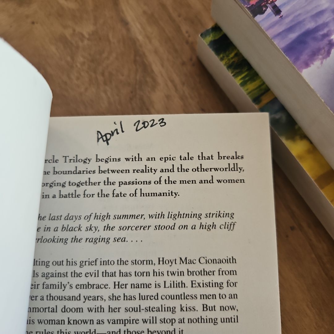 Nora Roberts Circle Trilogy Box Set