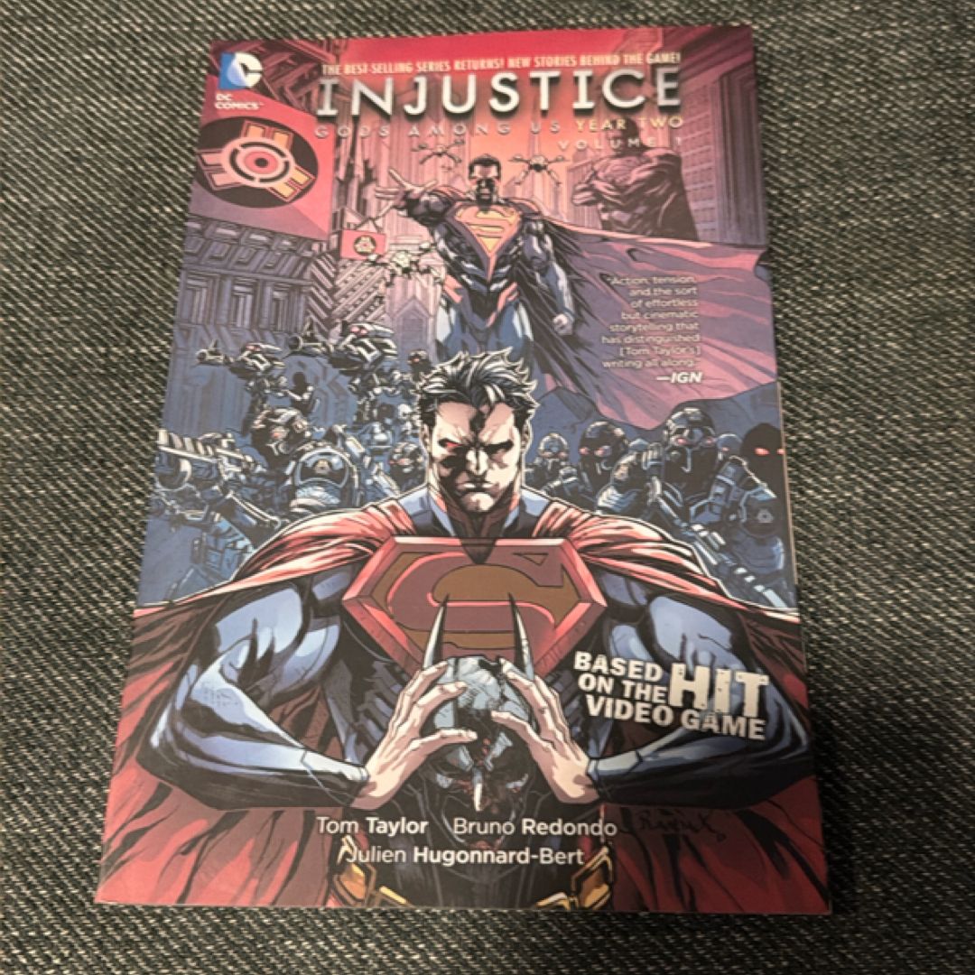 Injustice: Gods among Us: Year Two Vol. 1