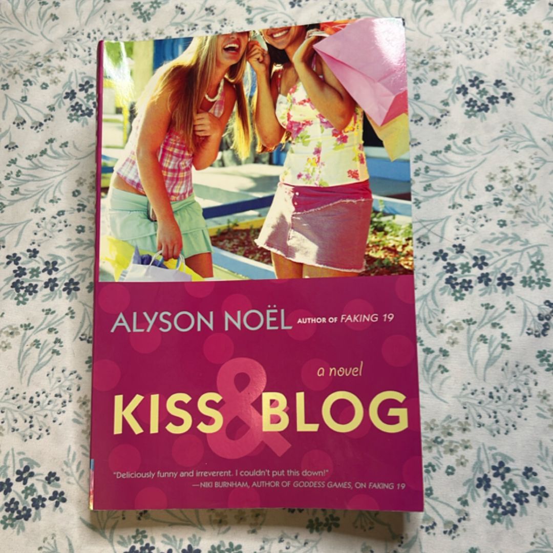 Kiss and Blog