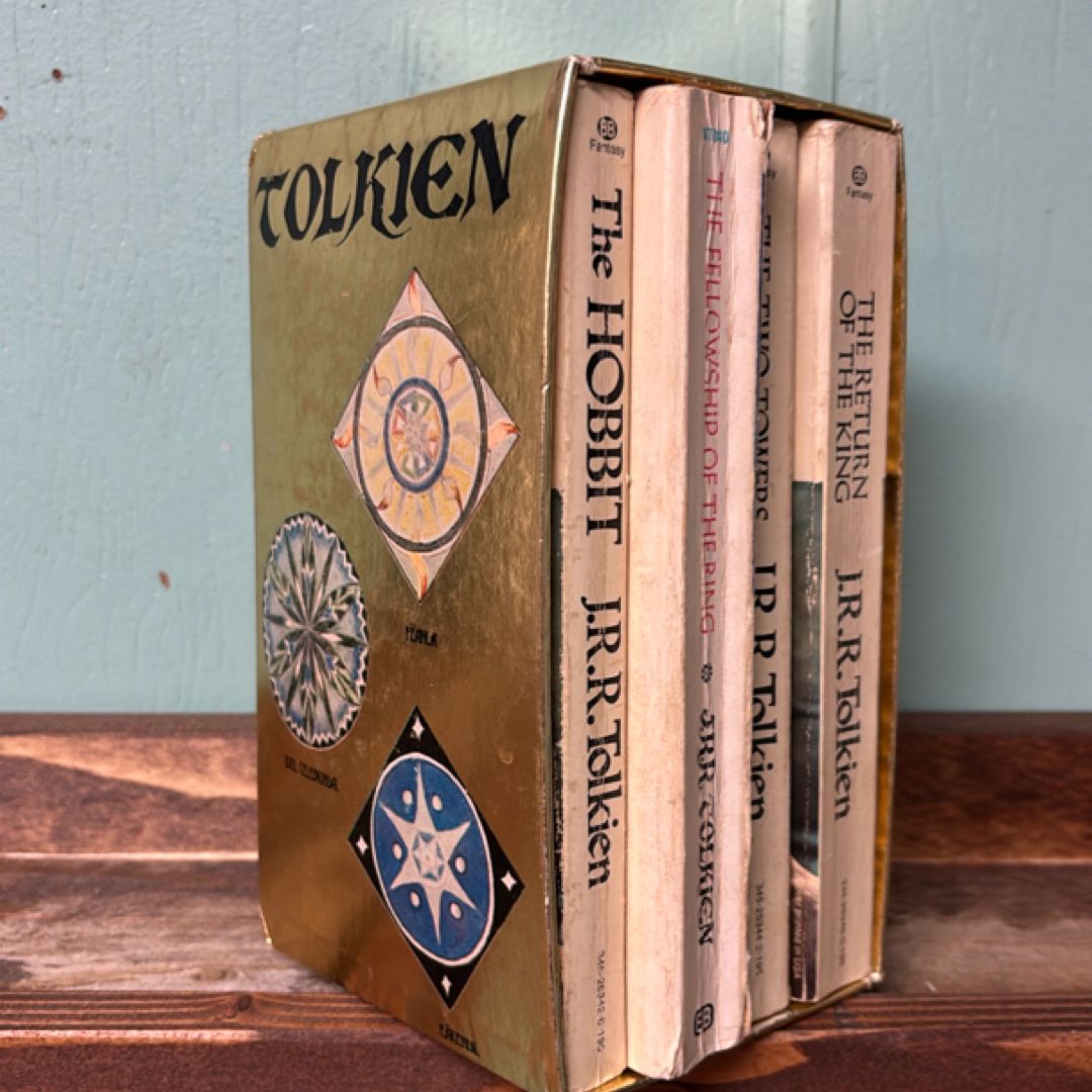 Vintage Gold Foil Box Set JRR Tolkien Hobbit Lord Of The Rings 4 Book ...