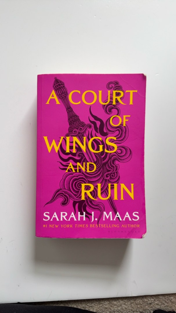 A Court of Wings and Ruin