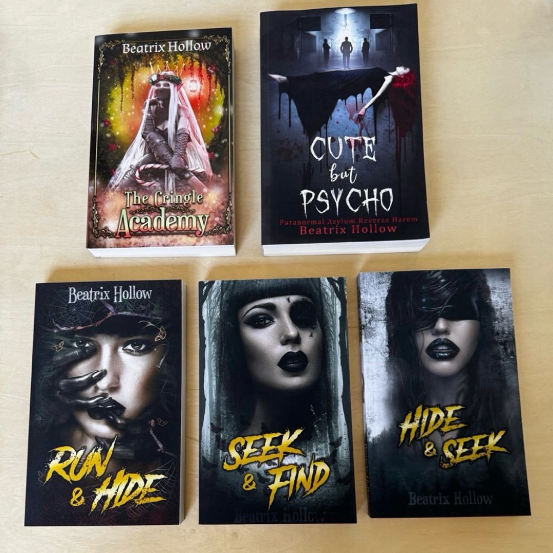 Beatrix Hollow Bundle | INCLUDES RARE OOP COVERS!