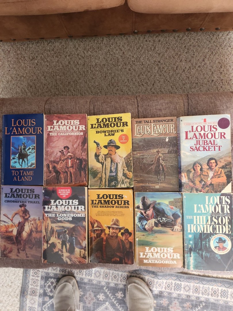 Louis L'Amour Lot of 10 Western Paperback Books Set #9