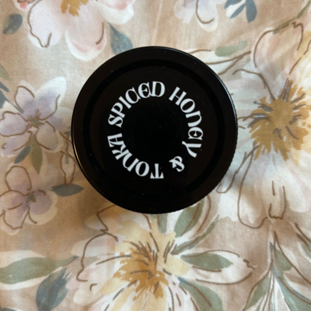 An Heir Comes to Rise Inspired Candle (Bookish Box)