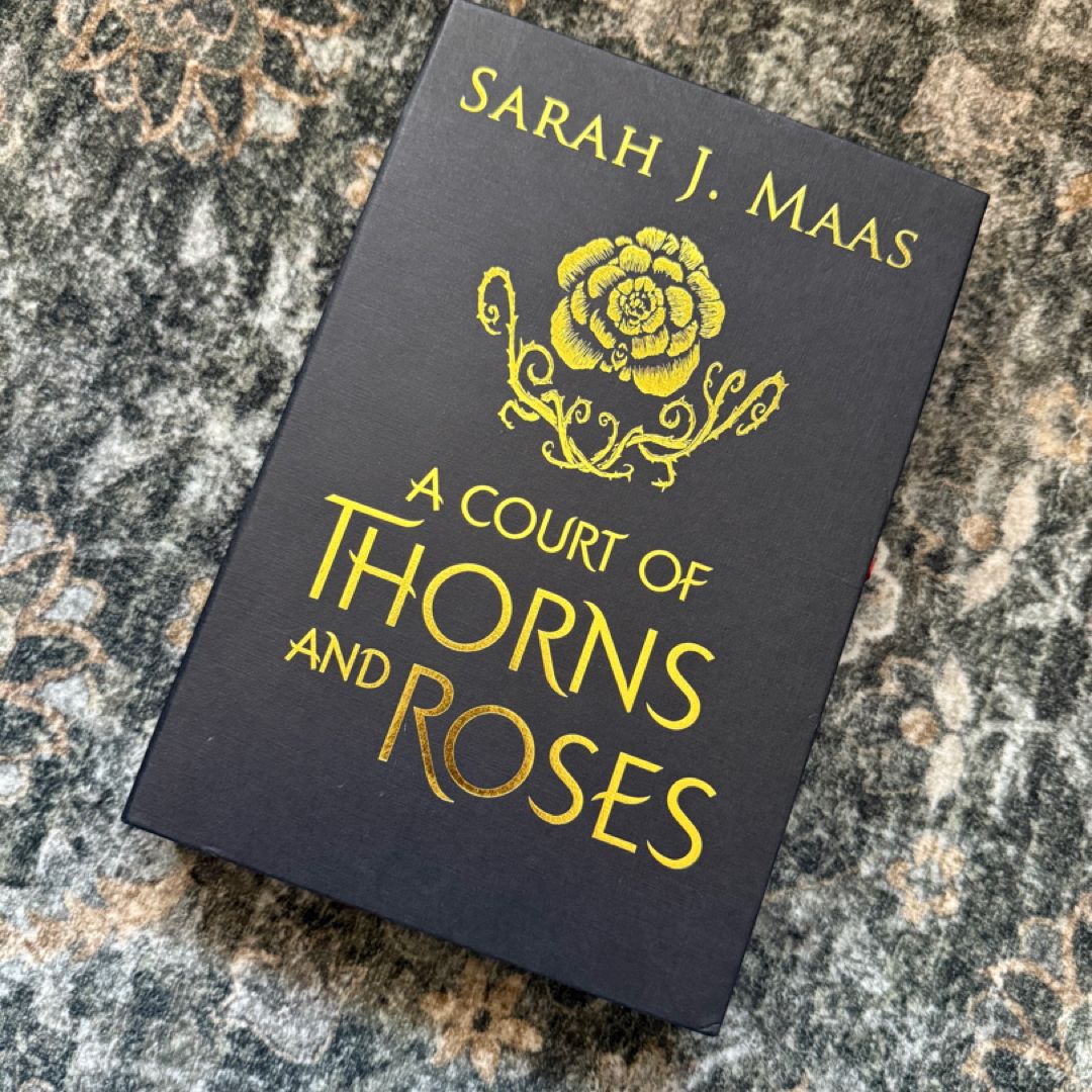 A Court of Thorns and Roses Collector's Edition
