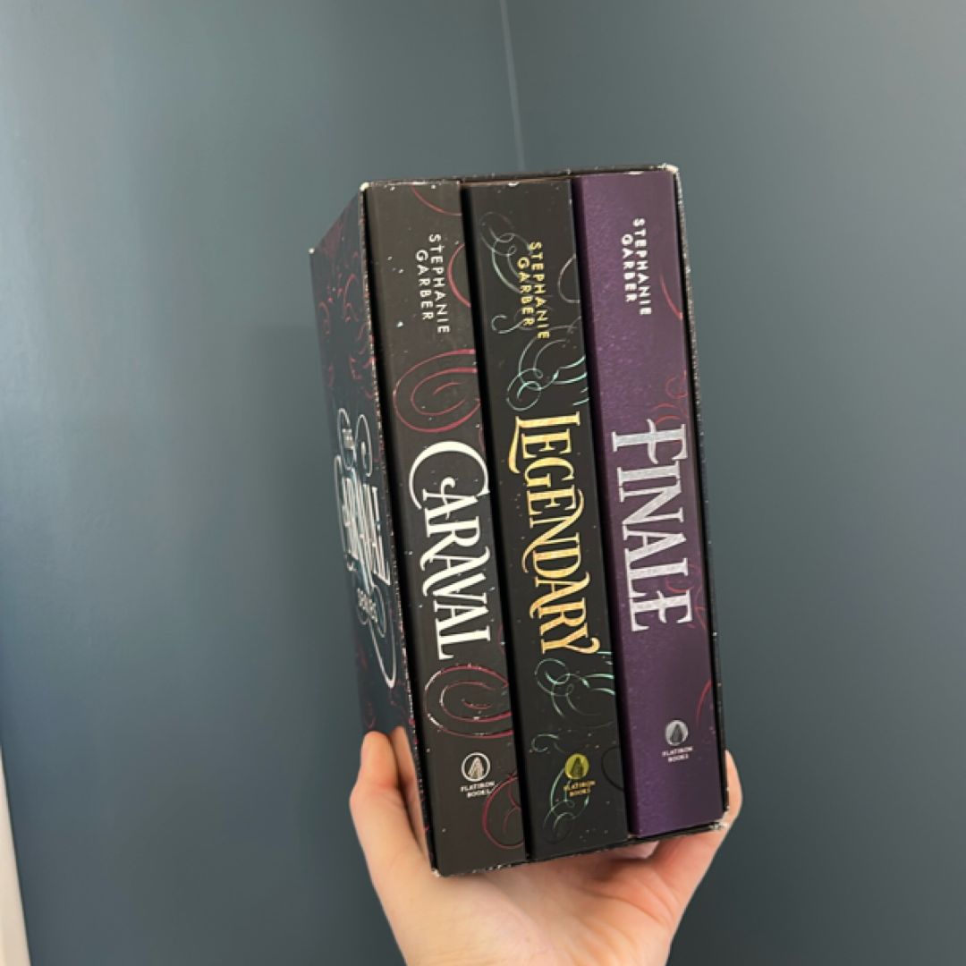 Caraval Paperback Boxed Set