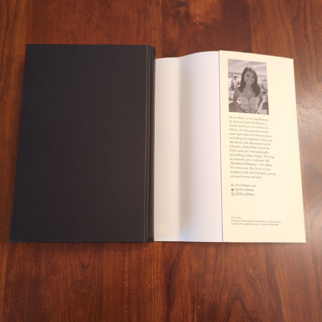 **WATERSTONES EXCLUSIVE** One for My Enemy