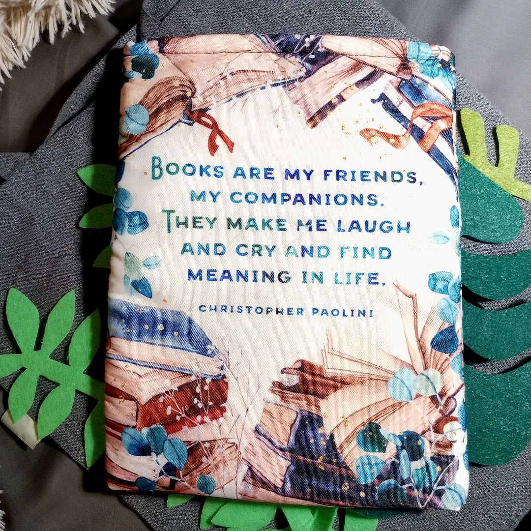 Large Padded Book Sleeve - Paolini Quote
