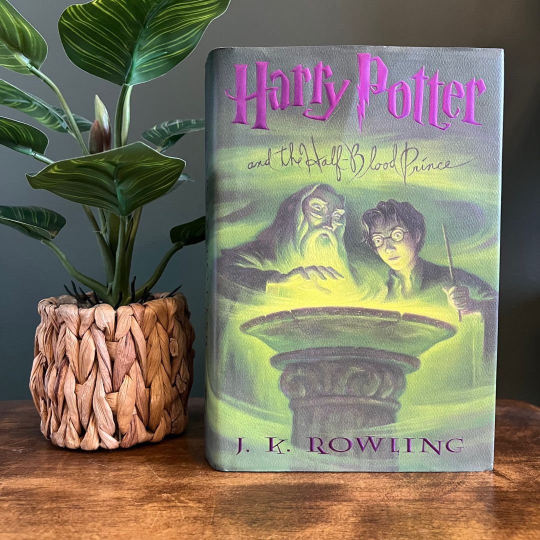 Harry Potter and the Half-Blood Prince (Harry Potter, Book 6)
