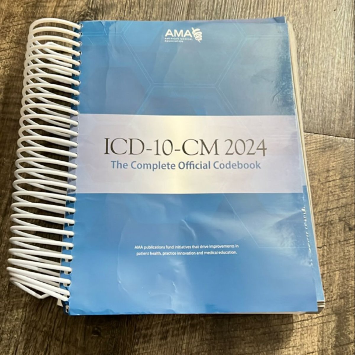 ICD-10-CM 2024 the Complete Official Codebook by American Medical ...