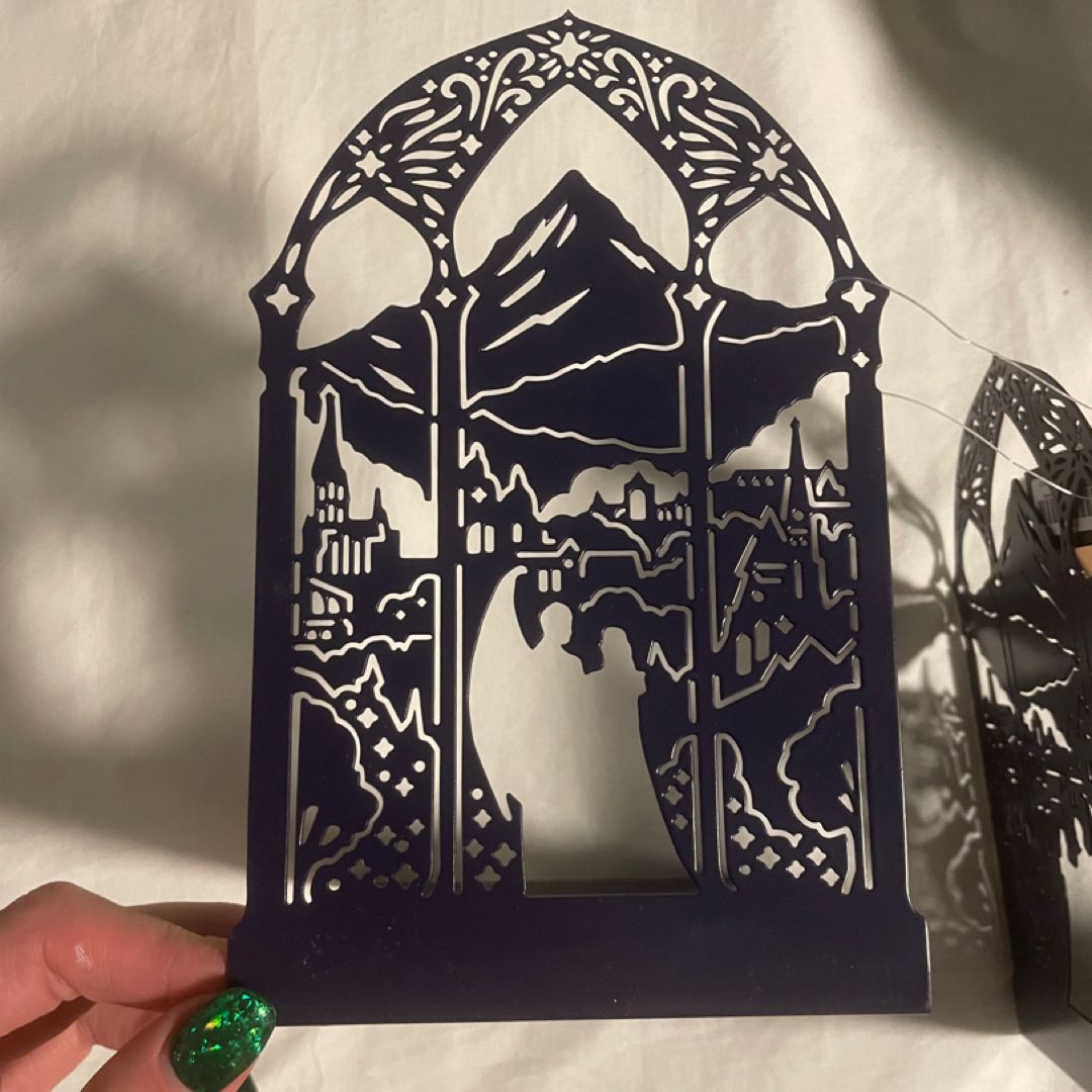 Velaris bookends Acotar Fairyloot 