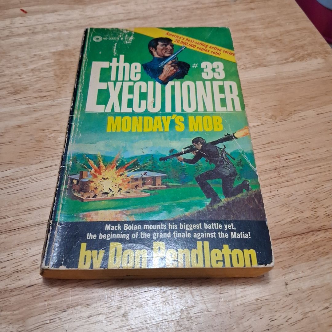 The Executioner #33 Monday's Mob