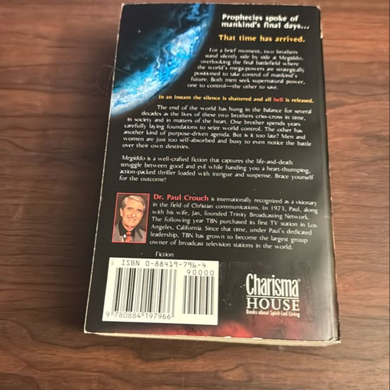 Megiddo (Omega Code, No 2) by Paul Crouch, Cynthia Cirile