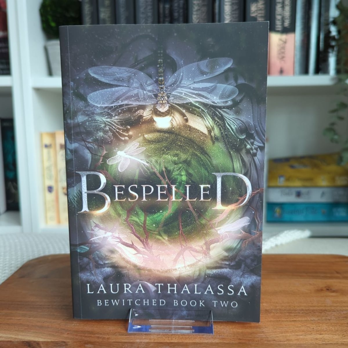 Bespelled by Laura Thalassa, Paperback | Pangobooks