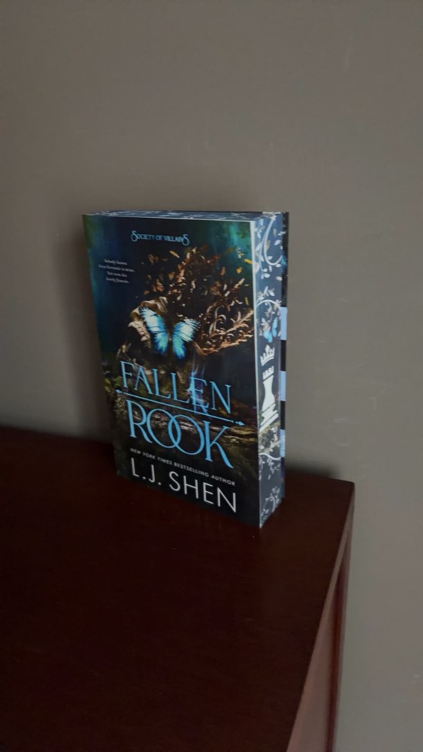 Fallen Rook (Deluxe Edition)