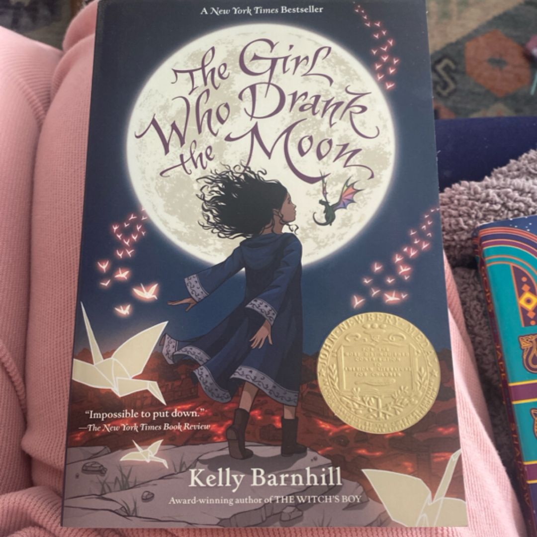 The Girl Who Drank the Moon (Winner of the 2017 Newbery Medal)