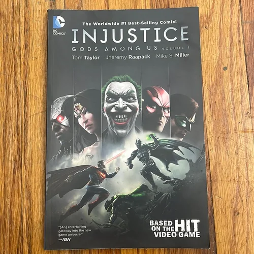 Injustice Gods among Us Vol 1
