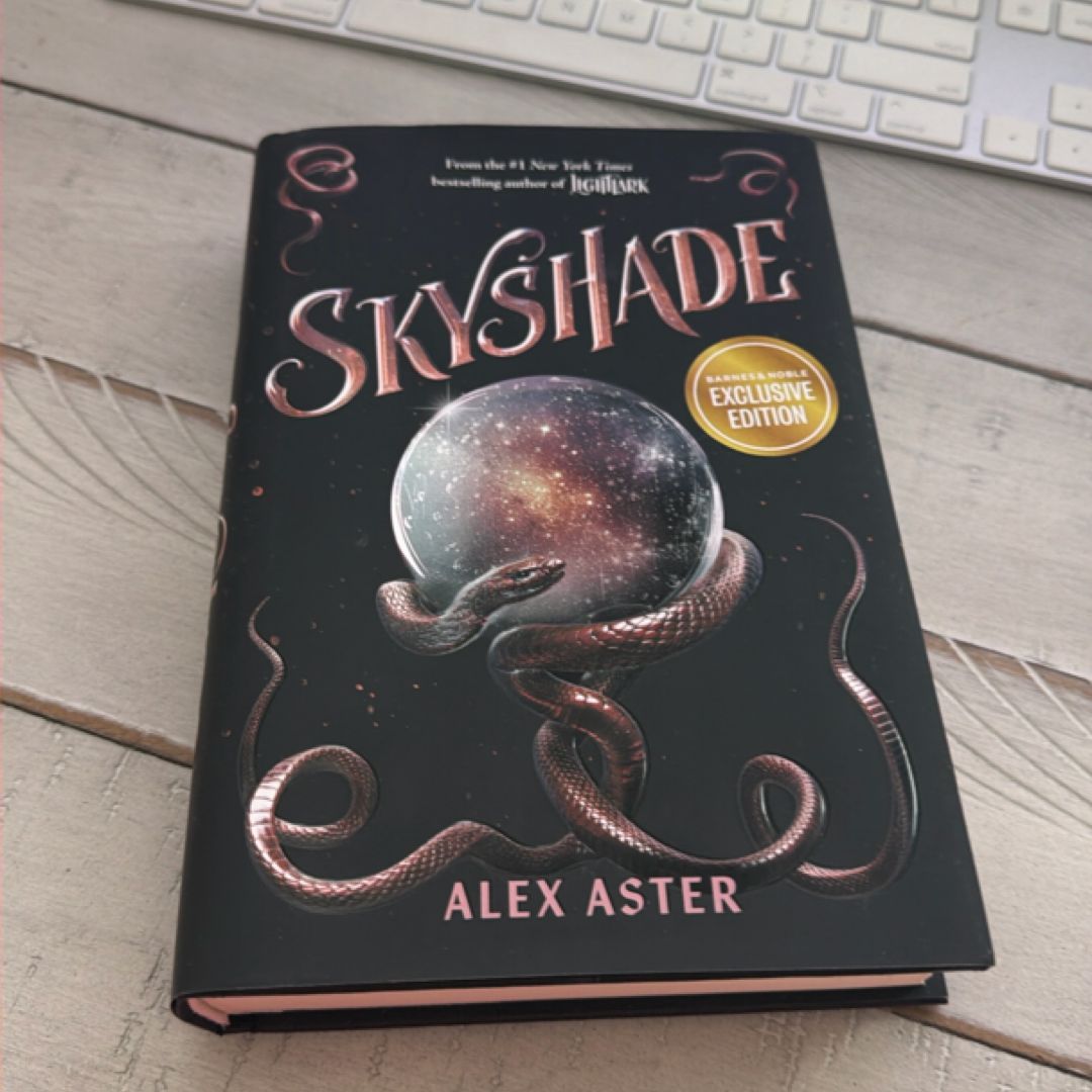 Skyshade (the Lightlark Saga Book 3)