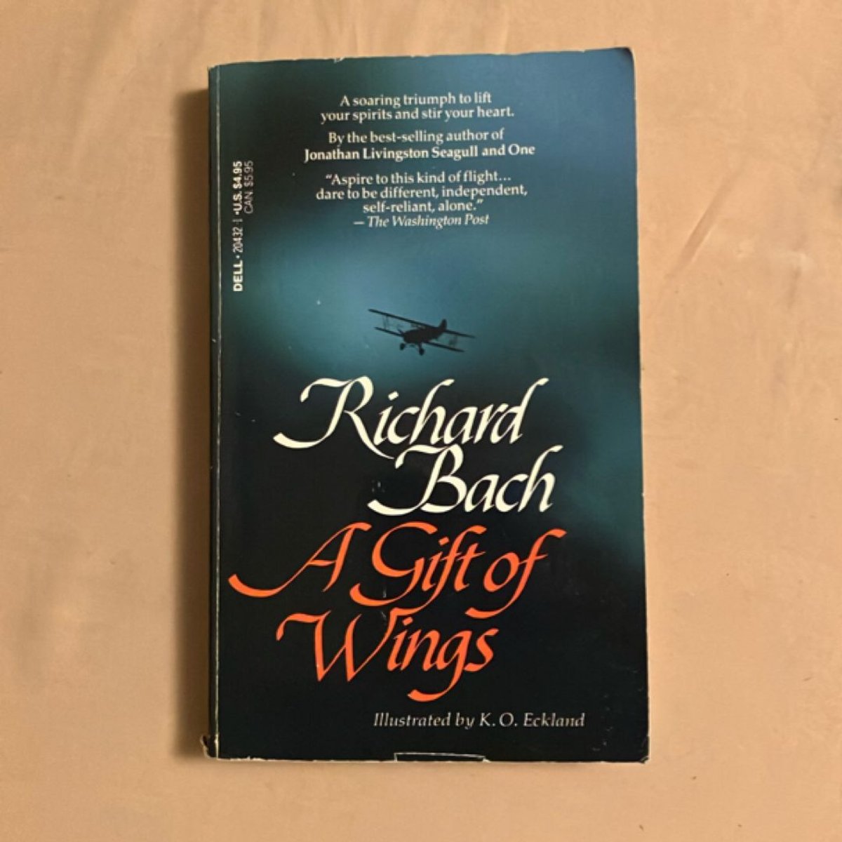 A Gift of Wings by Richard Bach