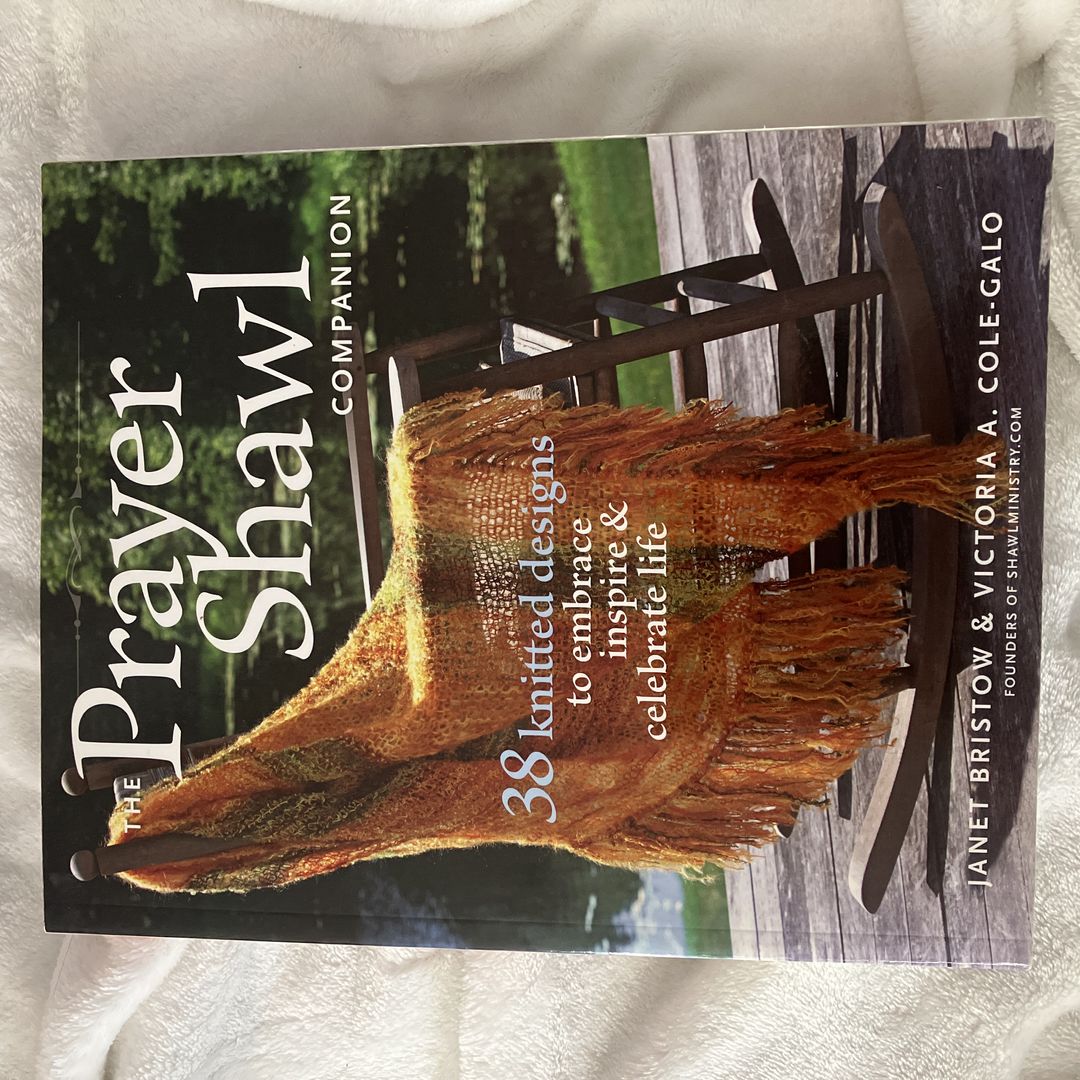 The Prayer Shawl Companion