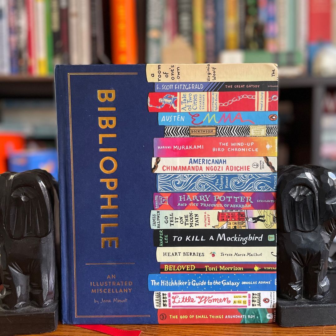 Bibliophile: an Illustrated Miscellany (Book for Writers, Book Lovers Miscellany with Booklist)