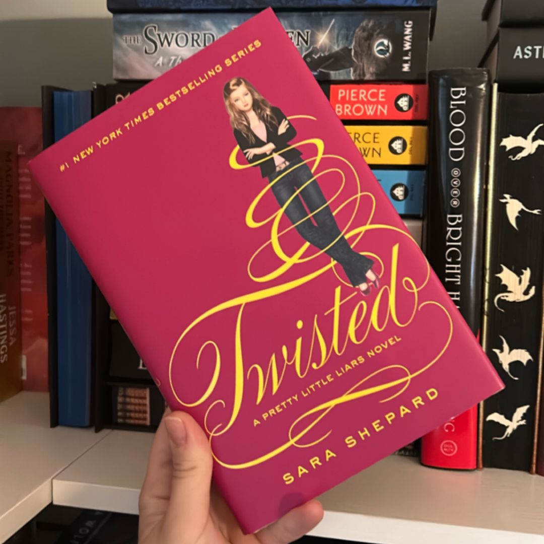 Pretty Little Liars #9: Twisted