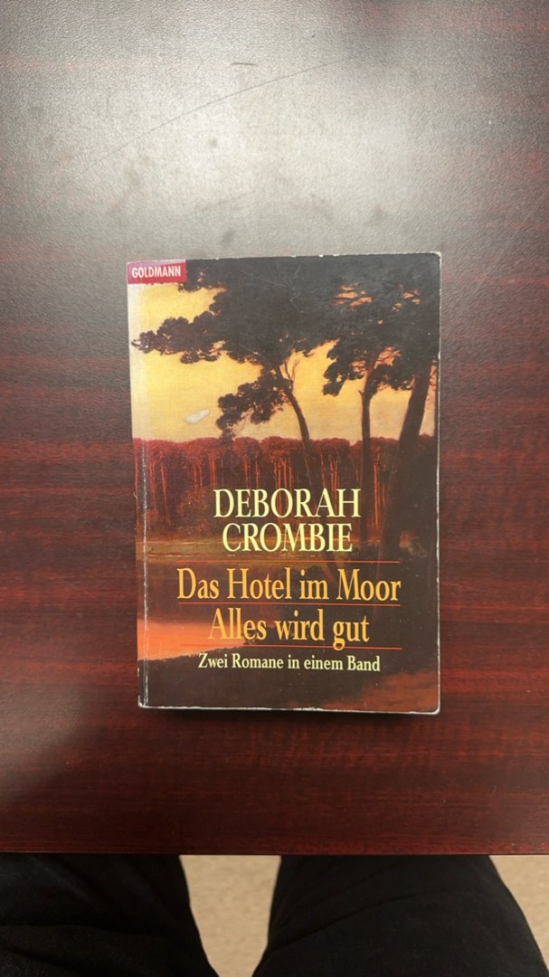 Das Hotel im Moor zwei Romane in einem Band