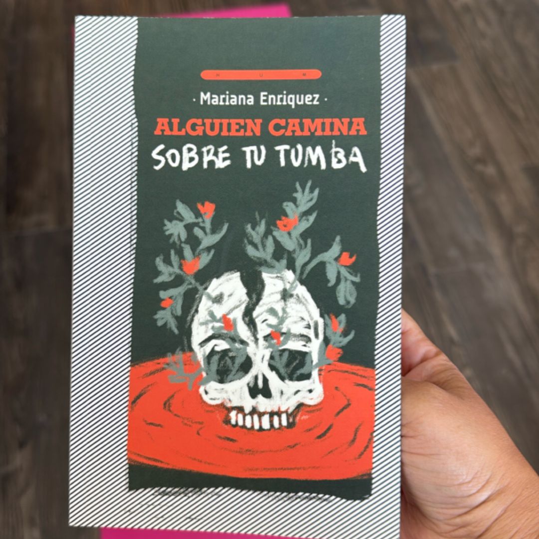 Alguien camina sobre tu tumba