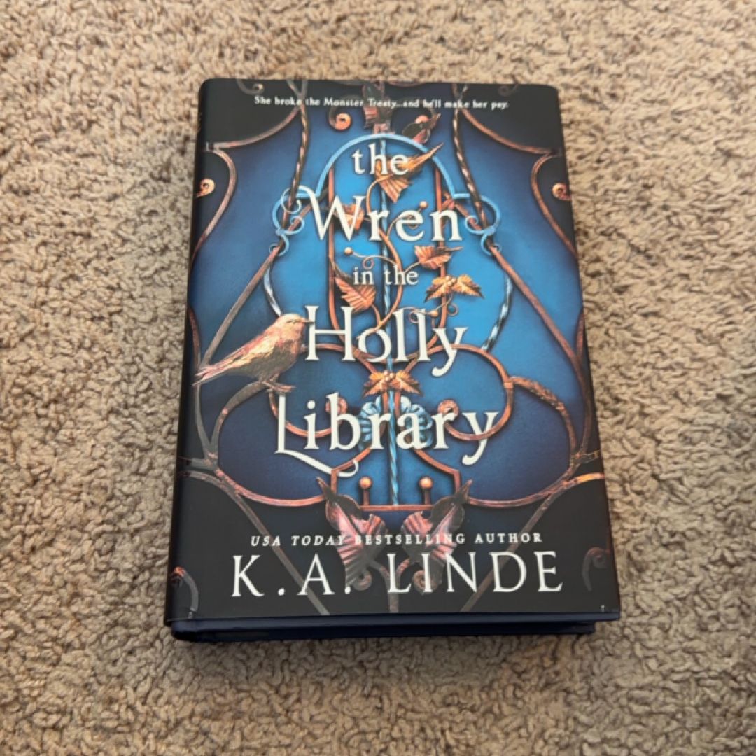 The Wren in the Holly Library (Deluxe Limited Edition)