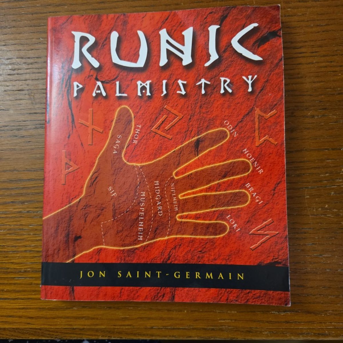 Runic Palmistry by John Riggs, Jon Saint-Germain