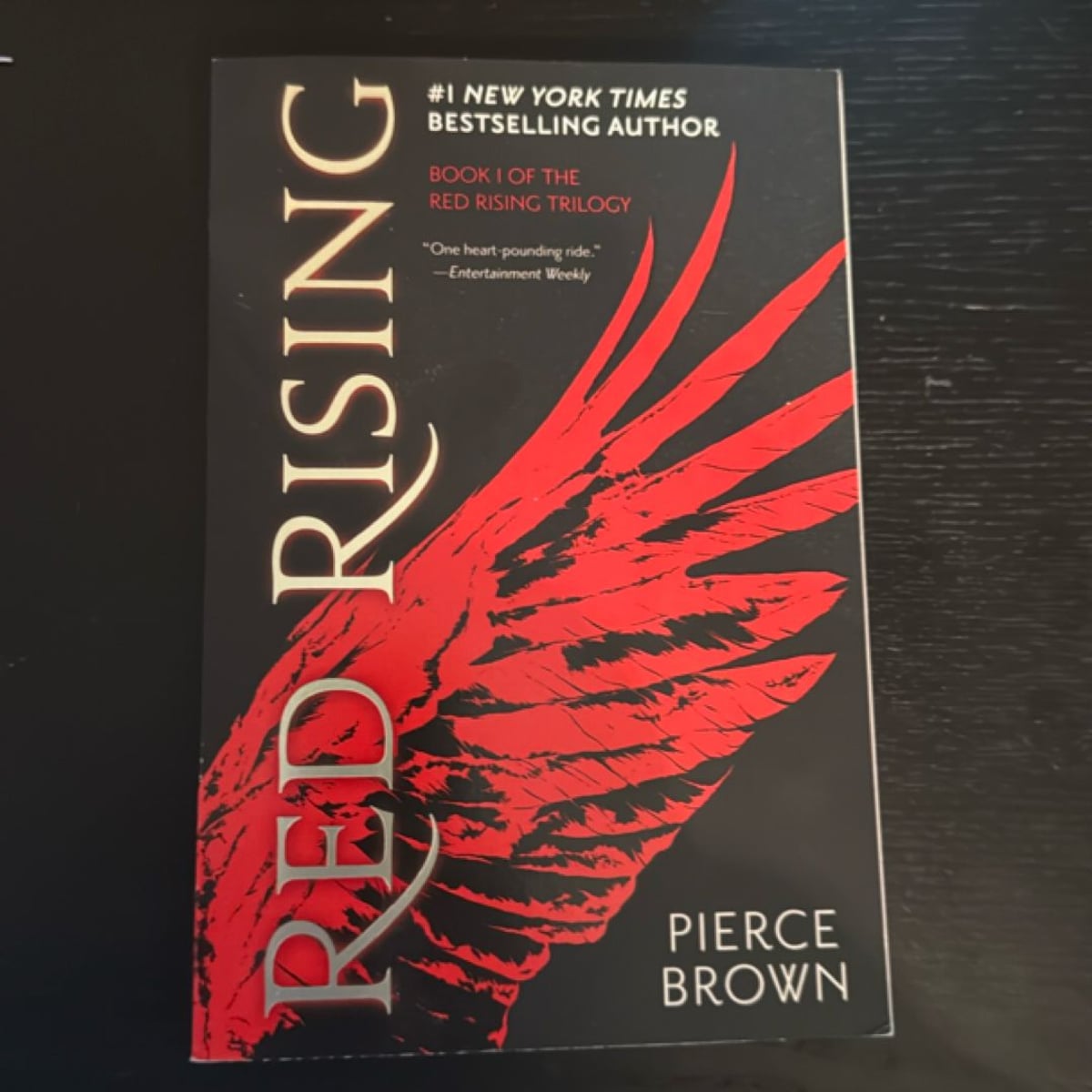 Red Rising by Pierce Brown, Paperback | Pangobooks