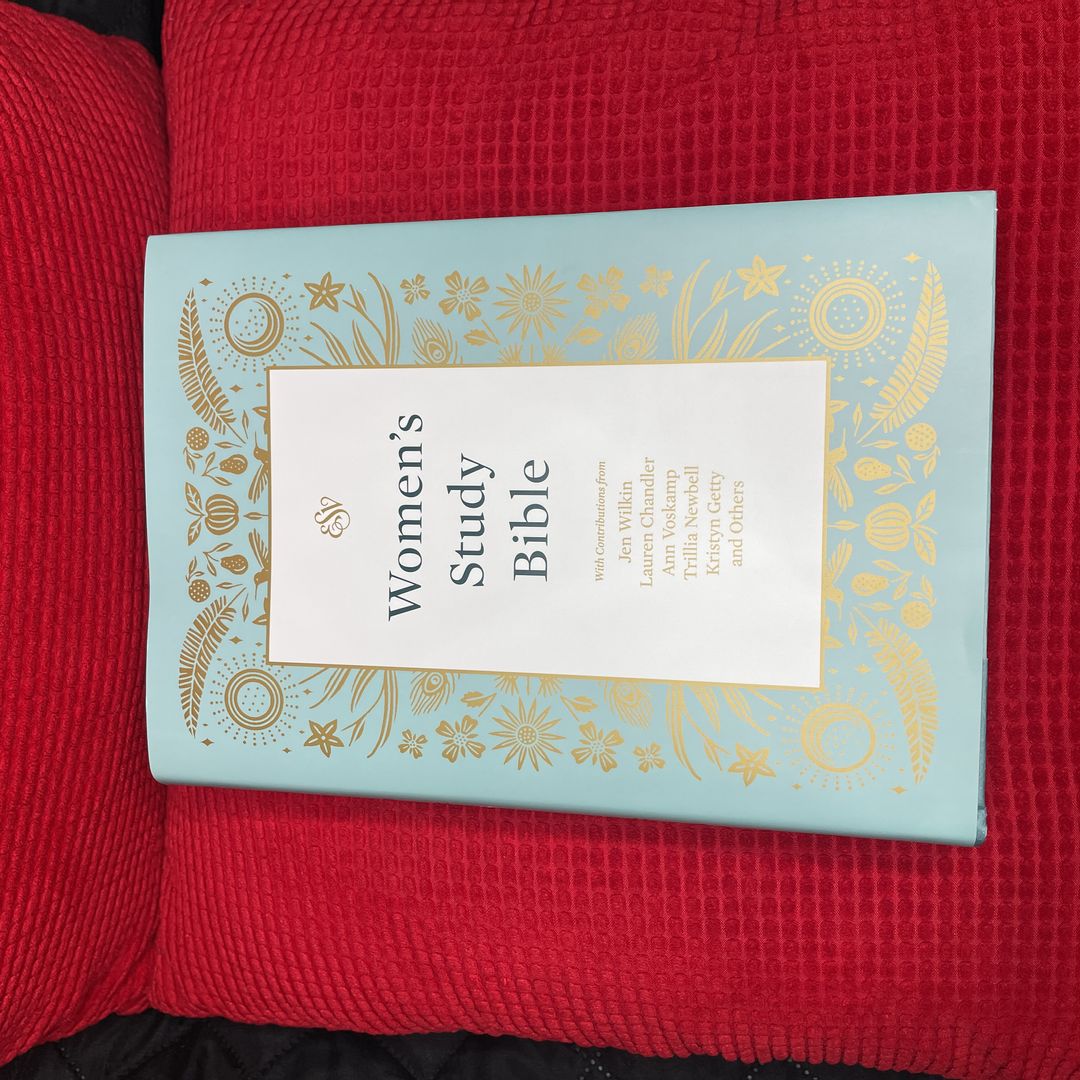 ESV Women's Study Bible (Hardcover)