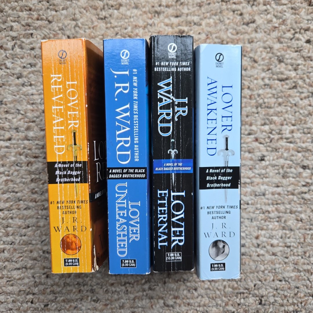 Black Dagger Brotherhood Bundle