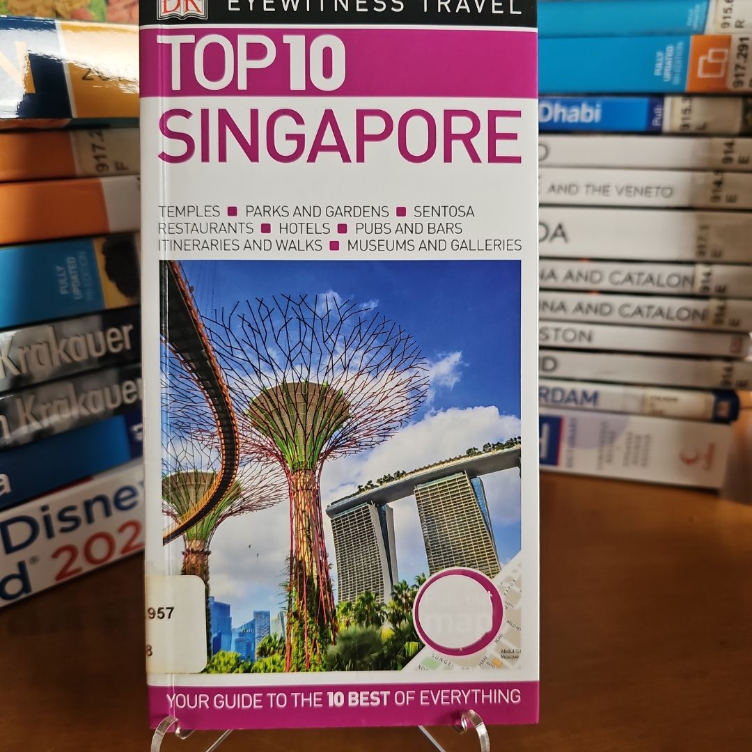 DK Eyewitness Top 10 Singapore