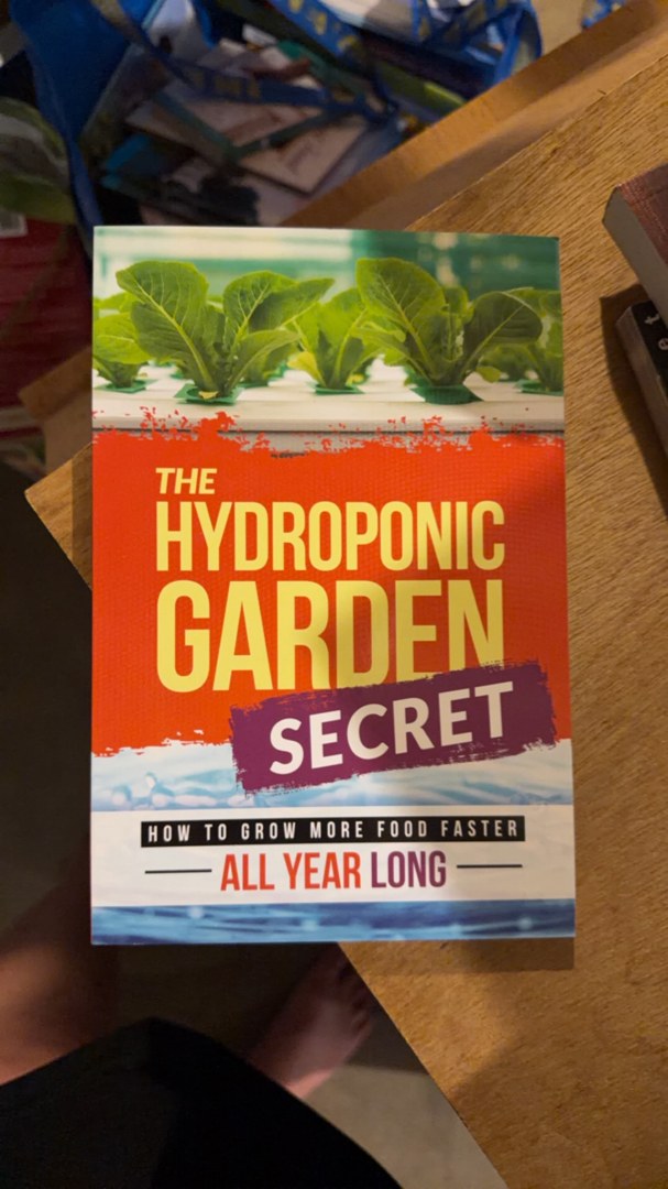 The Hydroponic Secret Garden