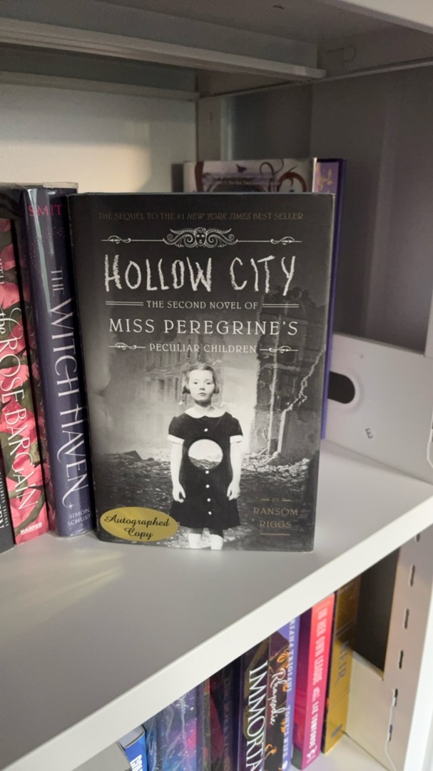 Hollow City
