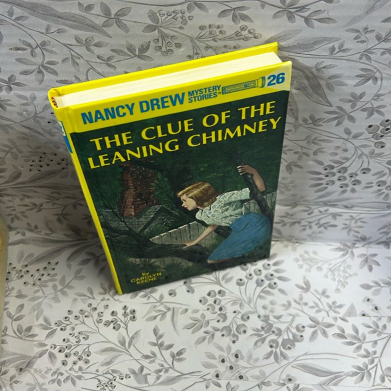 Nancy Drew 26: the Clue of the Leaning Chimney