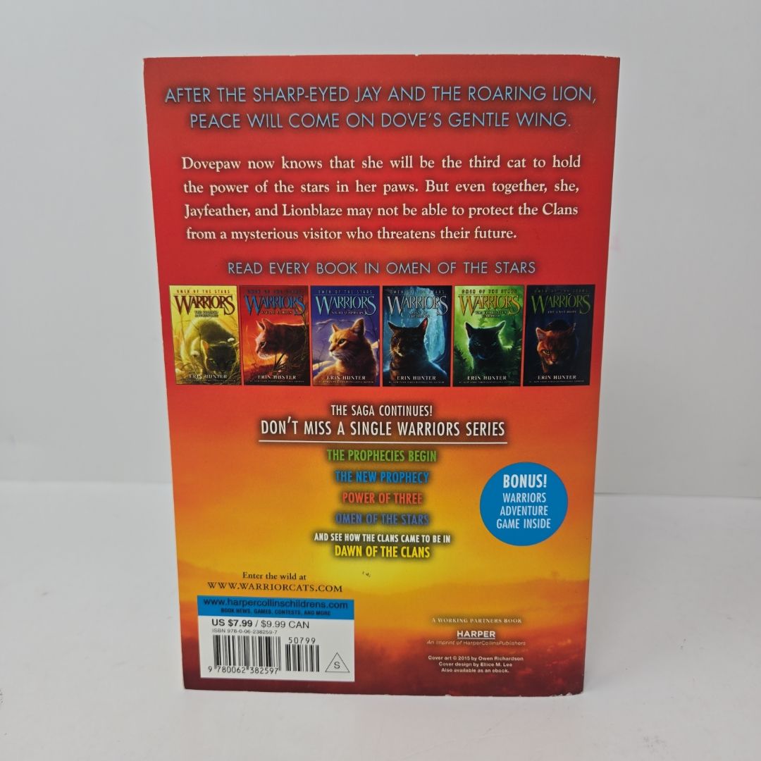 Warriors: Omen of the Stars #2: Fading Echoes