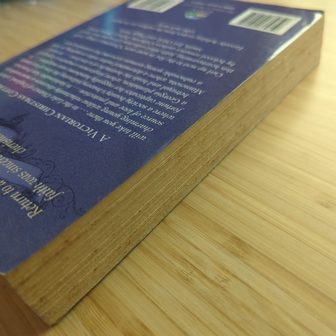 A Victorian Christmas Cottage