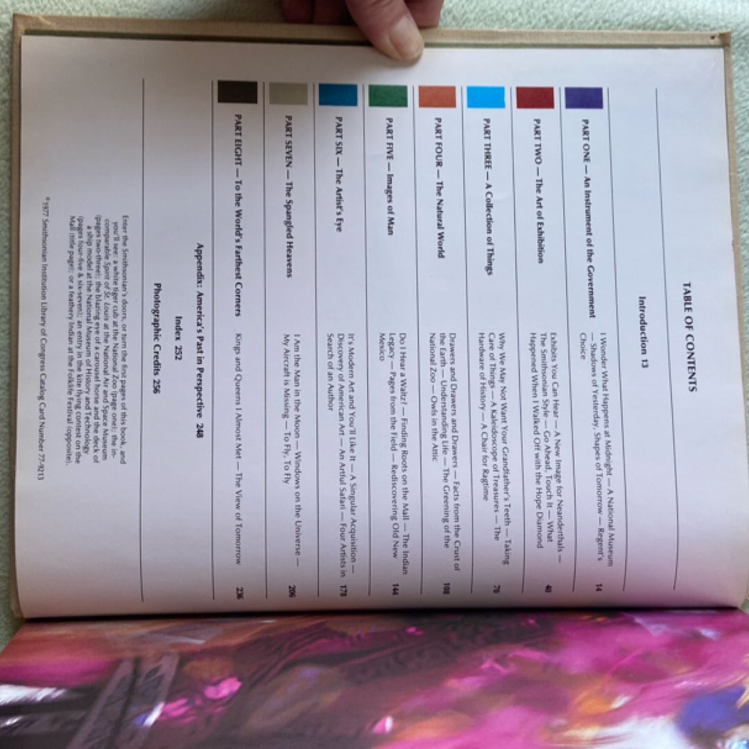 The Smithsonian Experience by Wayne Barrette, | PangoBooks