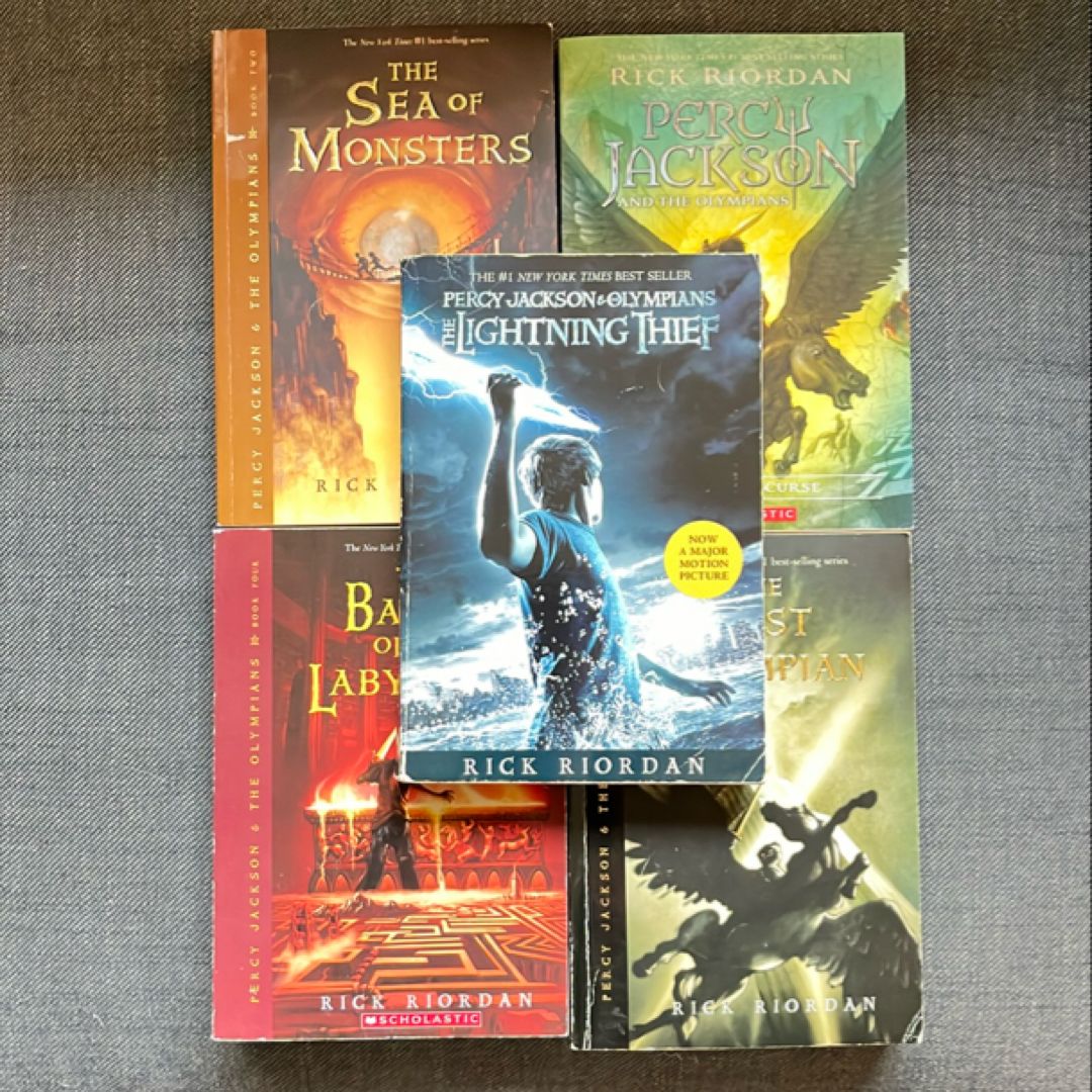 The Lightning Thief (Percy Jackson and the Olympians, Book One)