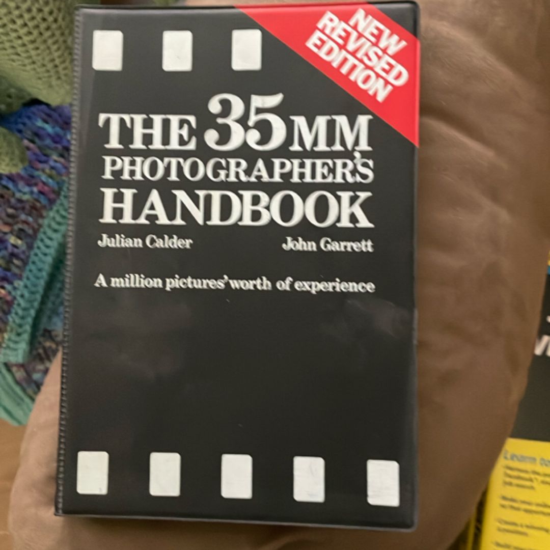 Thirty Five Mm Photo Handbk Re
