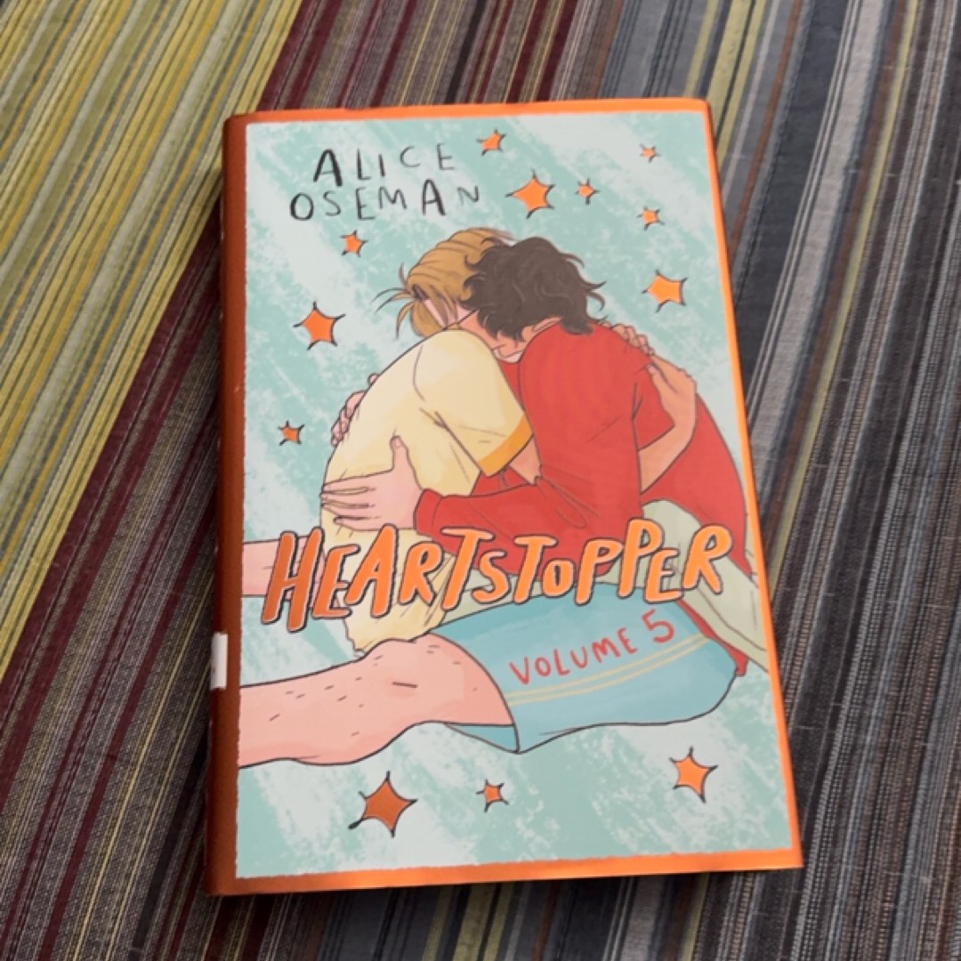 Heartstopper: Volume 5 (Fairyloot edition) 