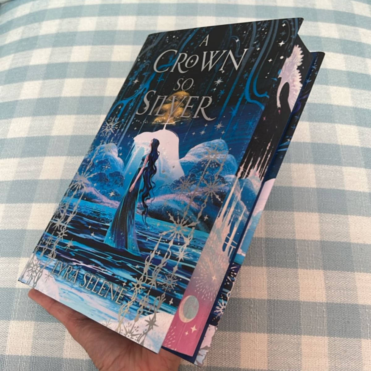 A Crown So Silver (Fair Folk Trilogy Book 2) —
