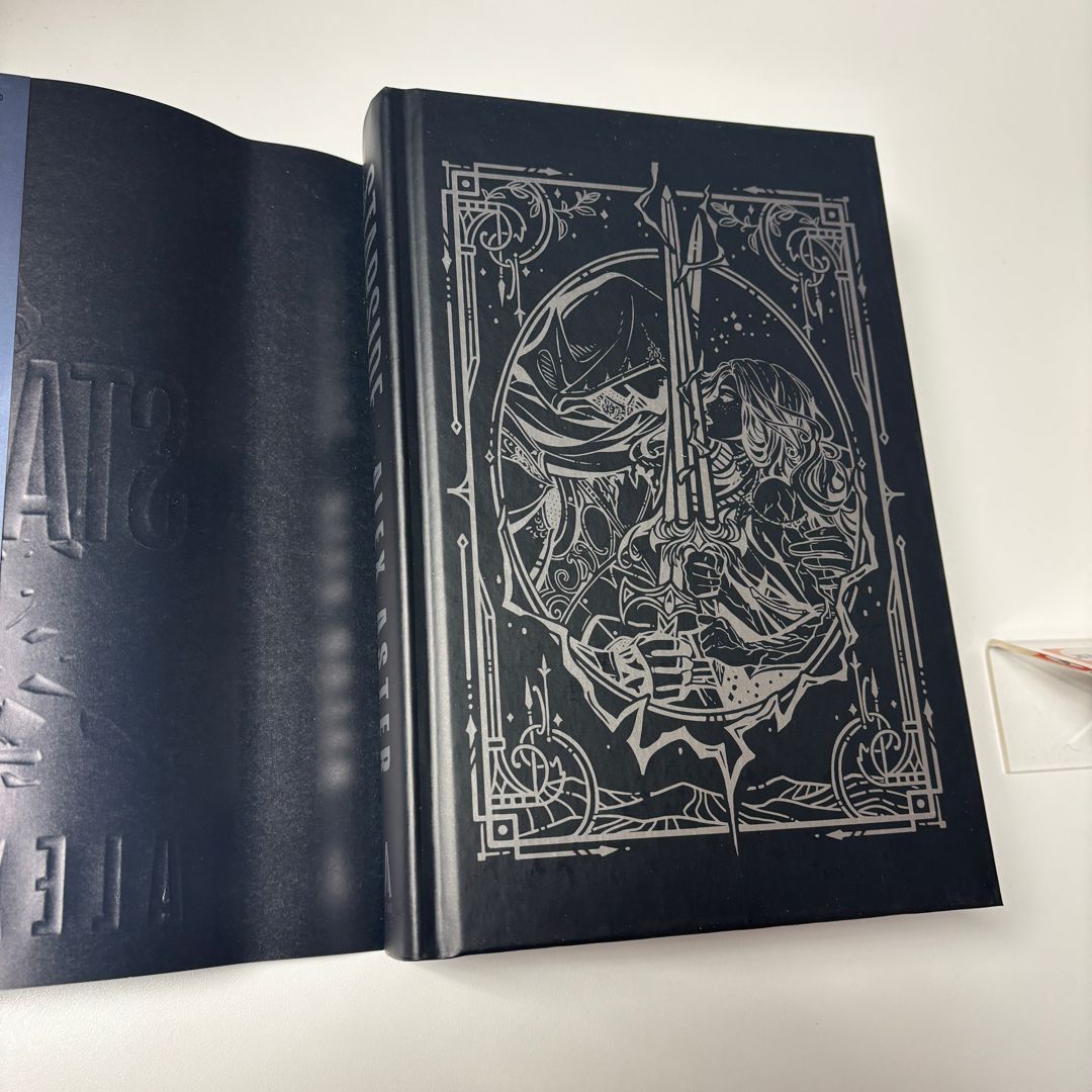 Starside (Deluxe Limited Edition) by Alex Aster, Hardcover | Pangobooks