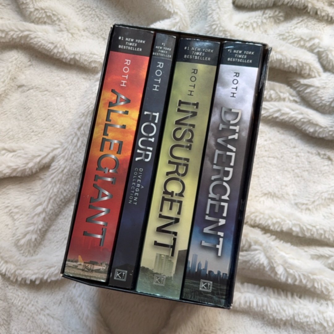 Divergent Series Four-Book Paperback Box Set