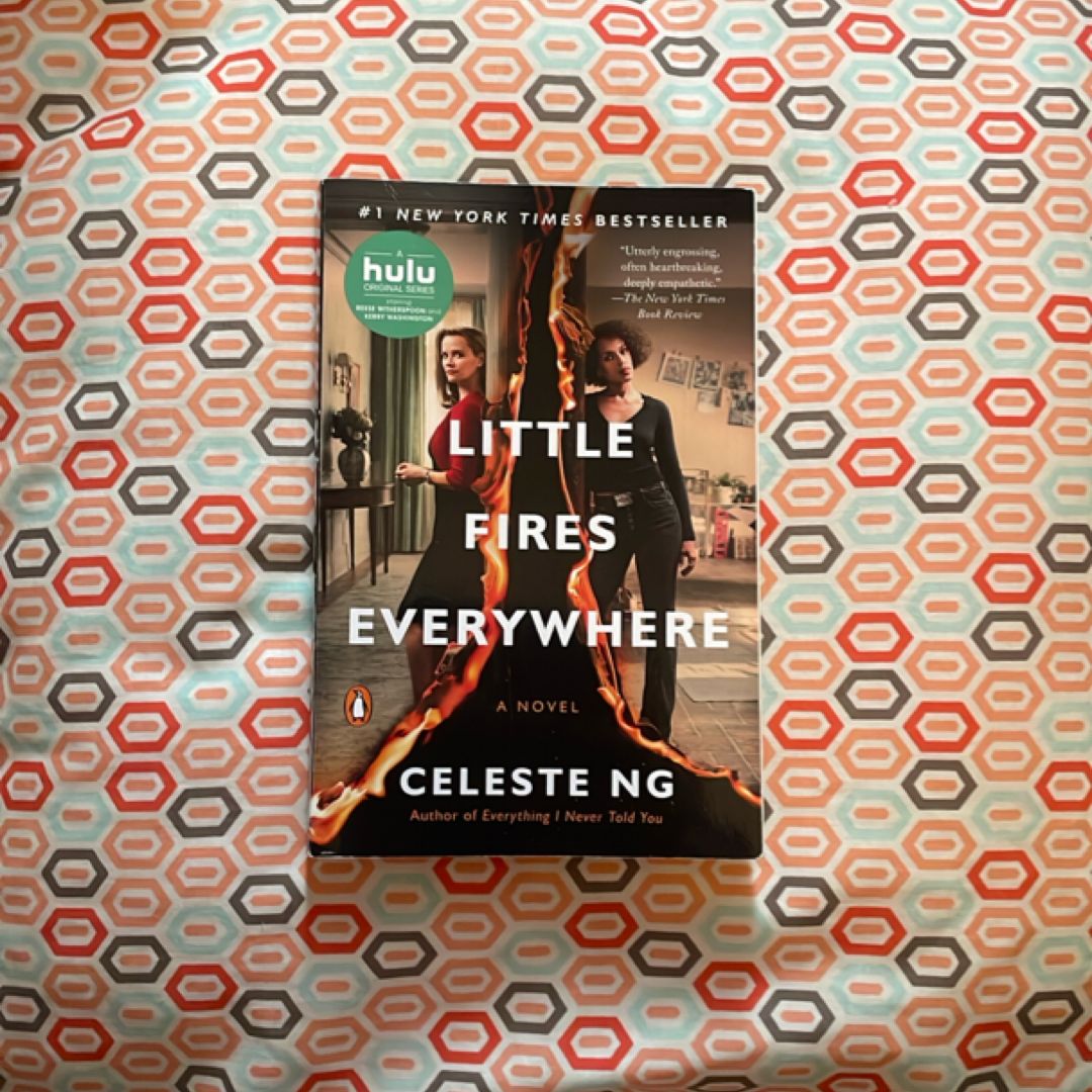 Little Fires Everywhere (Movie Tie-In)